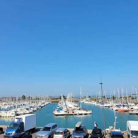 La Rose Des Vents Daire Saint-Vaast-la-Hougue